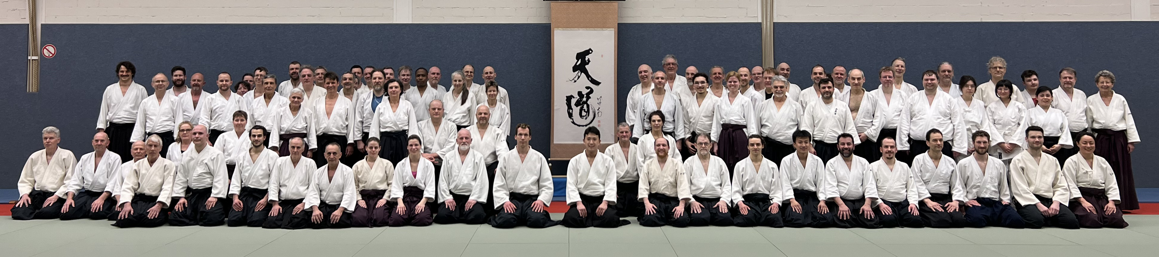 Gruppenfoto nach dem Lehrgang mit Shimizu Kenta Waka Sensei in Berlin Steglitz